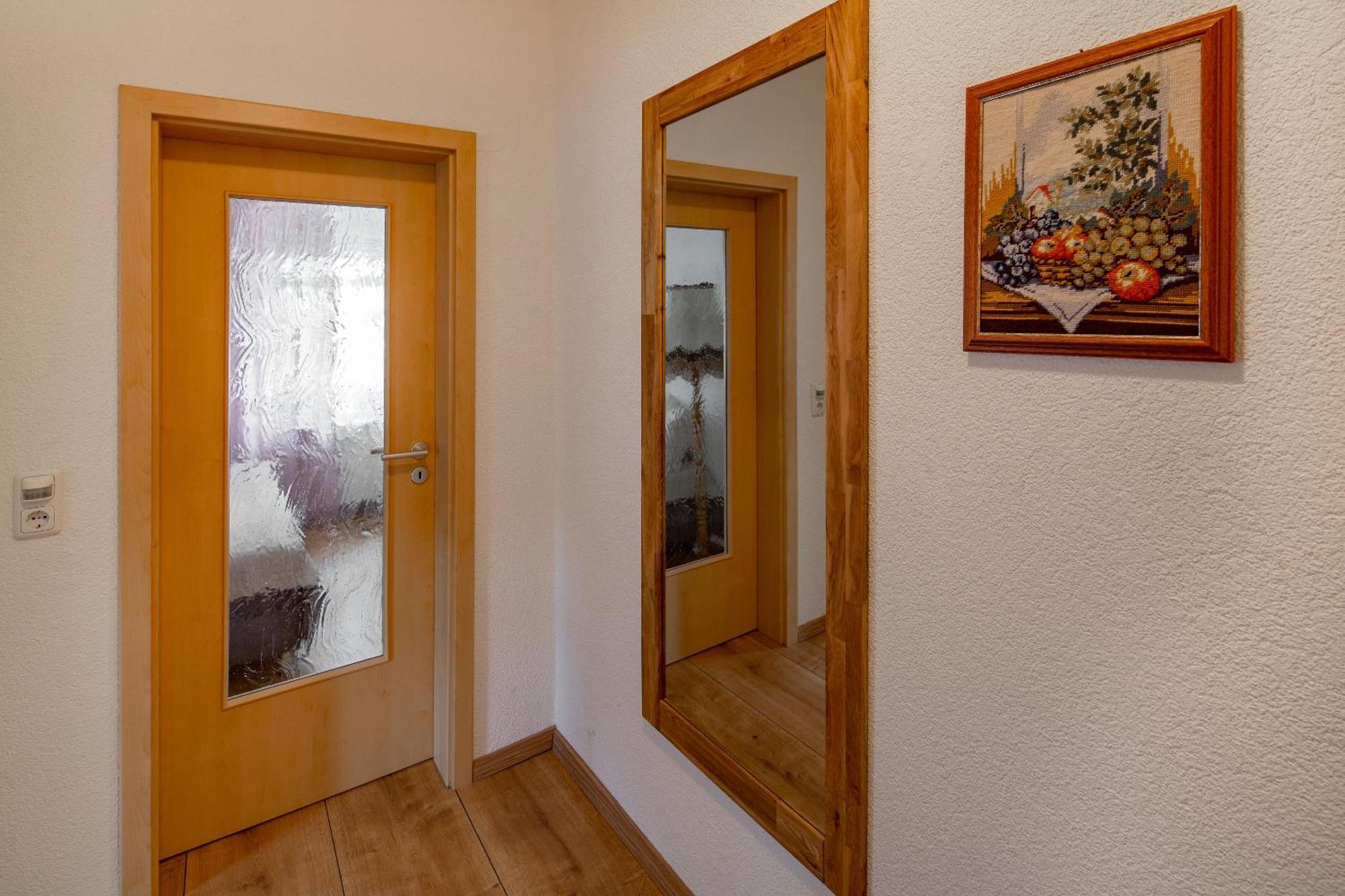Gemuetliche Ferienwohnungen Im Erzgebrige Sehma Ruang foto